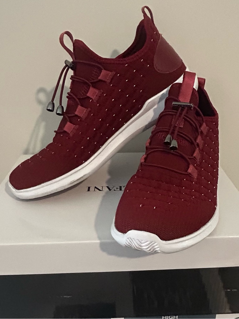Women's Burgundy, Propet Slip-On Sneakers/Walking Shoes - size 8.5 narrow